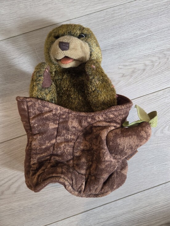 Folkmanis Puppets Other - Folkmanis Bear In A Tree Stump Plush Hand Puppet